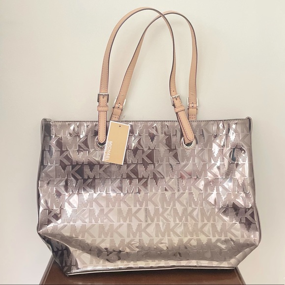 Michael Kors Handbags - Michael Kors Purse | Metallic Tote (Nickel)
